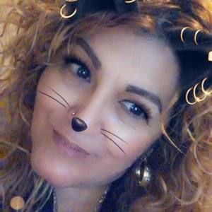 Meet your Posher, Vicky